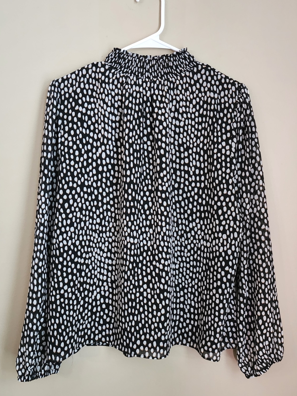 J. Crew Black and White Smocked Neck Top Longsleeve Women Size L Work Office - Picture 2 of 9